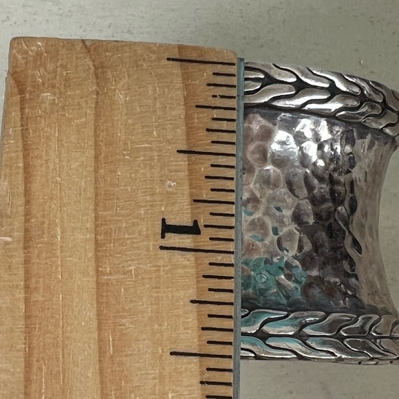 🔴Authentic Vintage JOHN HARDY Sterling Silver Wide Hammered Cuff/ Bracelet 🔴 - Picture 7 of 8